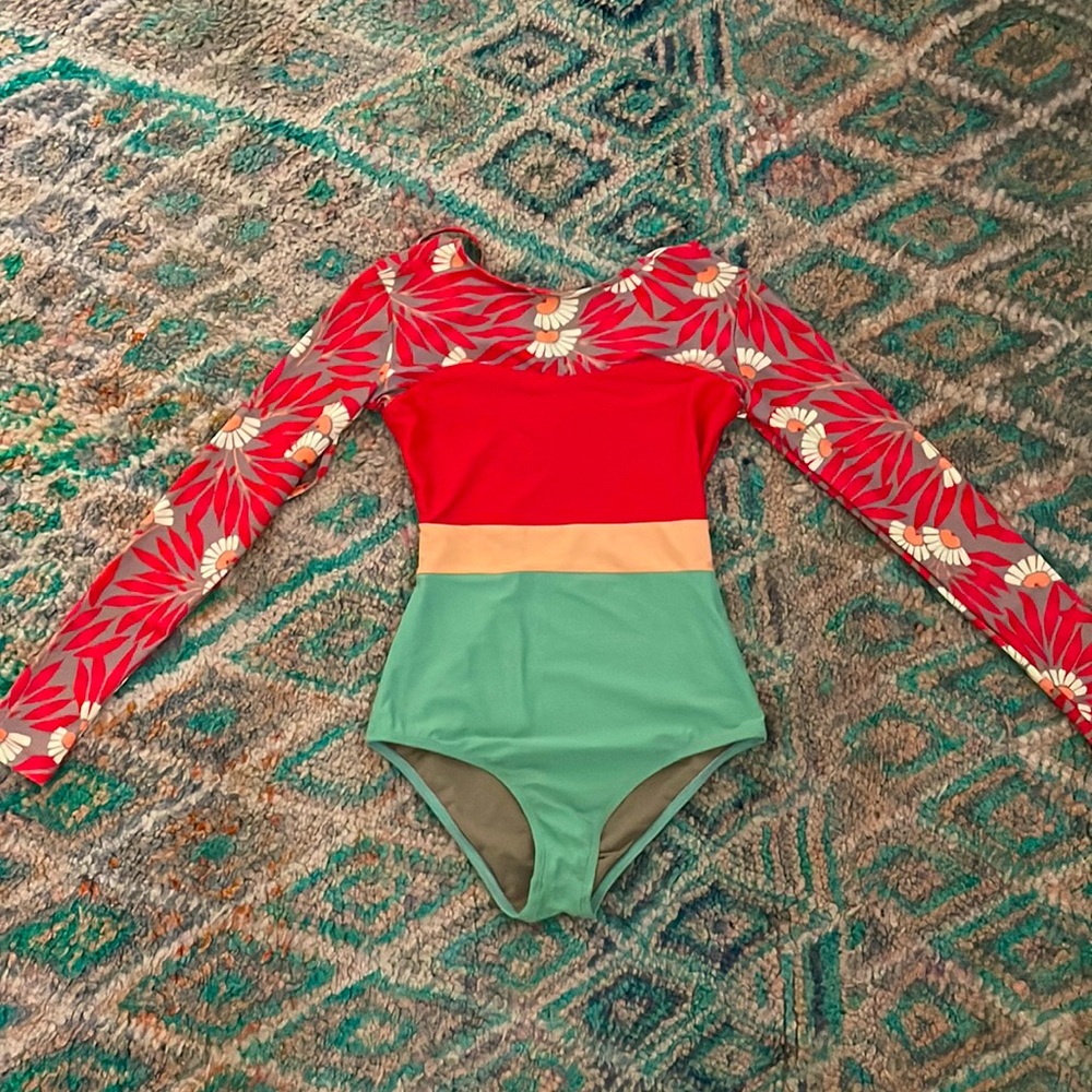 Seea surf suit